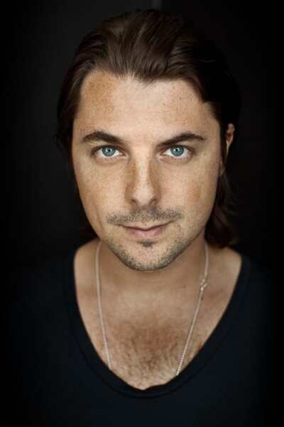 Axwell musica de Dawn FM : How Do I Make You Love Me?