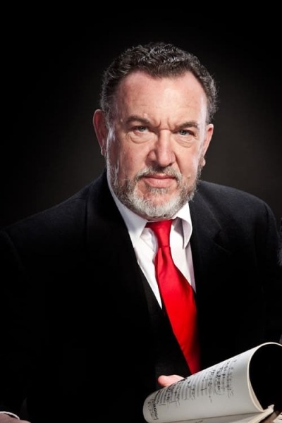 Barry JC Purves director de Next