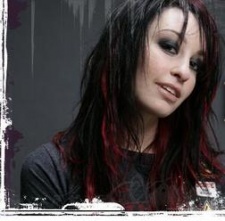 Becca musica de Ultraviolet: Code 044