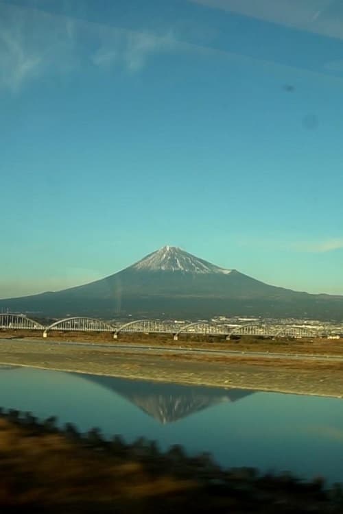 Mount Fuji Seen from a Moving Train animación
