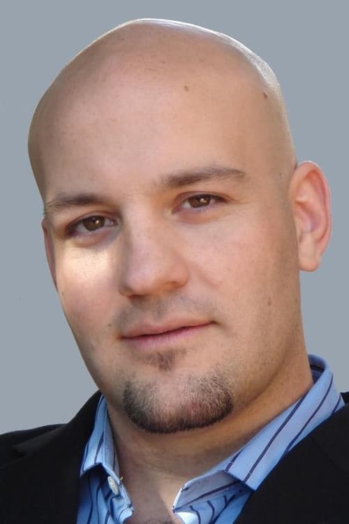 Stan Spry productor de Breaking Bear