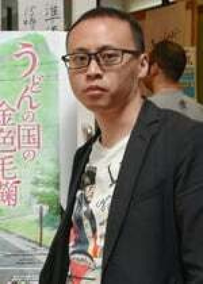 Yoshihide Ibata director de Hennako-chan